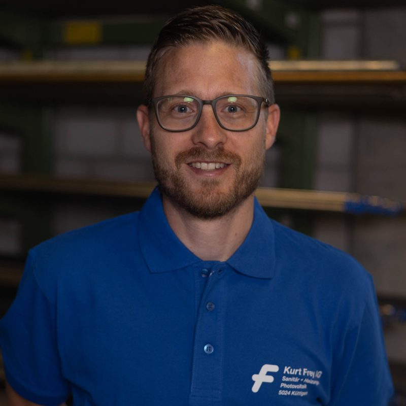 Simon  Leutwyler